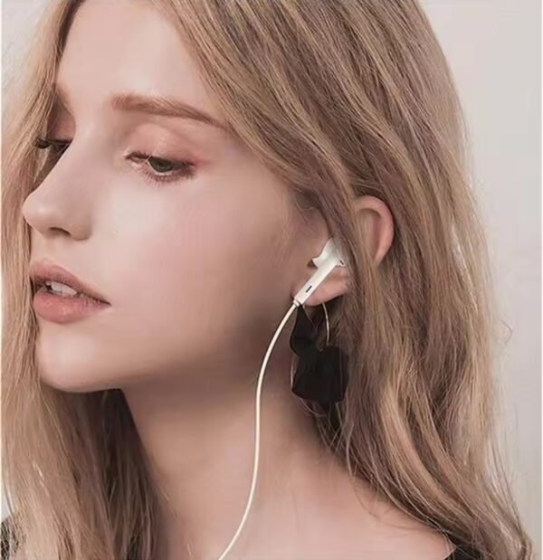 Original Wired Earphones For iPhone - Image 2